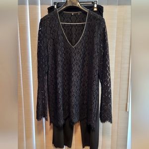 EUC/ Eyelet Tunic